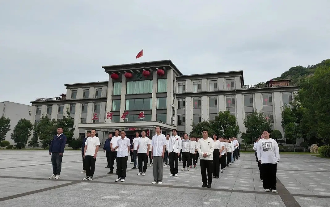 香港宝典六曲资料